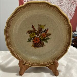 MIKASA VTG stoneware 2 plates whole wheat autumn song design E8003 8inch